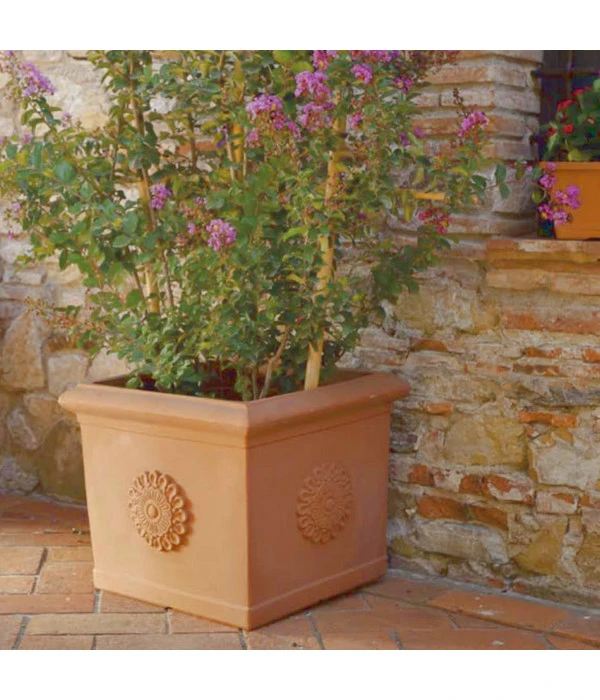 Farmet Kunststoff-Pflanzkübel Festonato, Quadratisch, Terrakotta 4 Farmet Kunststoff-Pflanzkübel Festonato, Quadratisch, Terrakotta – Bild 2