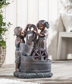 Dehner Polyresin-Gartenbrunnen Lea Und Leon, Ca. B45/H68,5/T35 Cm 13 Dehner Polyresin-Gartenbrunnen Lea Und Leon, Ca. B45/H68,5/T35 Cm -Gartenmöbel Store 4447587 WE MO 001 DehnerPolyresinGartenbrunnenLeaundLeonNEU